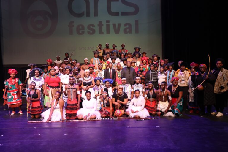 EC Government Officially Opens National Arts Festival ECSRAC